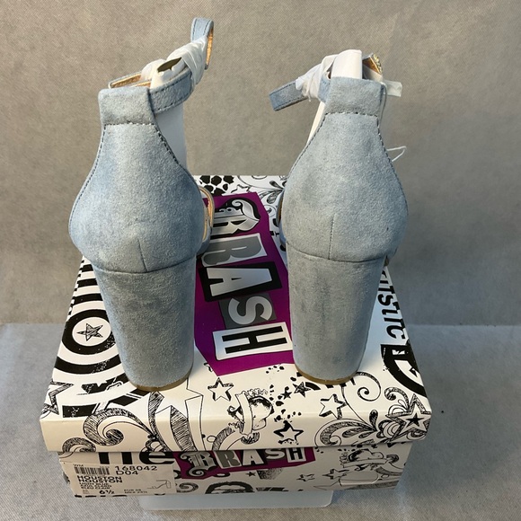 Brash Light Blue Suede Heels- New- Size 6.5 - Picture 3 of 8